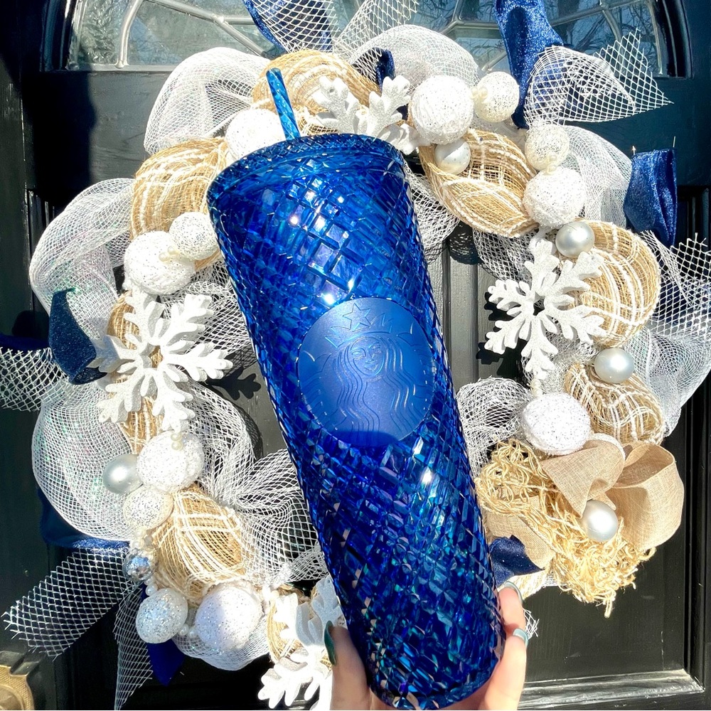 Starbucks 2022 Azure Blue Jewelled Holiday Cold Cup Tumbler Venti 24oz